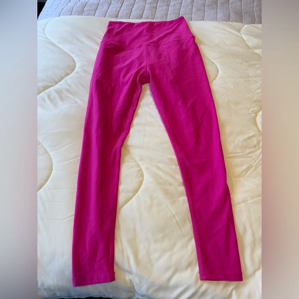 Beyond Yoga Caught in the MIDI Leggings - Picture 6 of 7